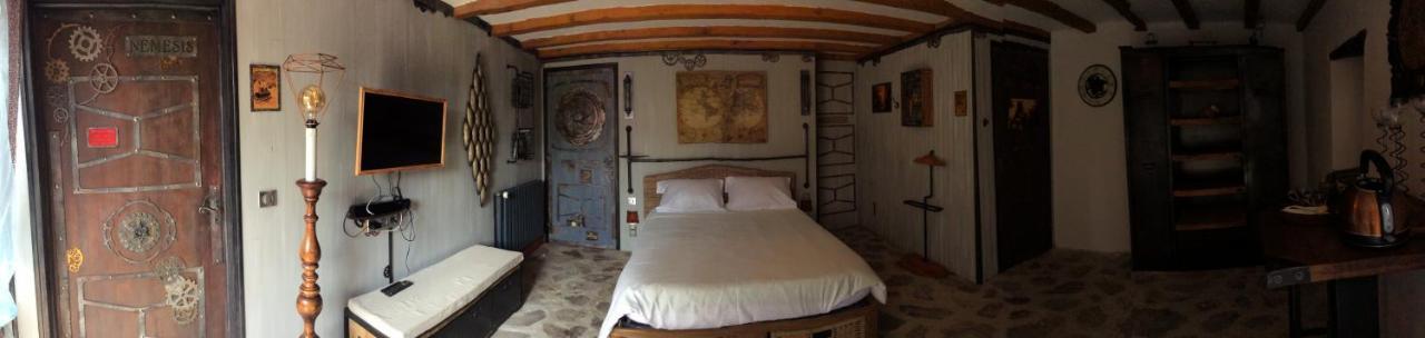 Chambre Steampunk Jules Vernes Bosbonparent Dış mekan fotoğraf
